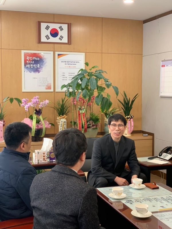 정영훈 중소기업진흥공단 상임감사. 그는 '신뢰와 배려'를 좋은 정치인의 필요충분조건이라고 말했다.