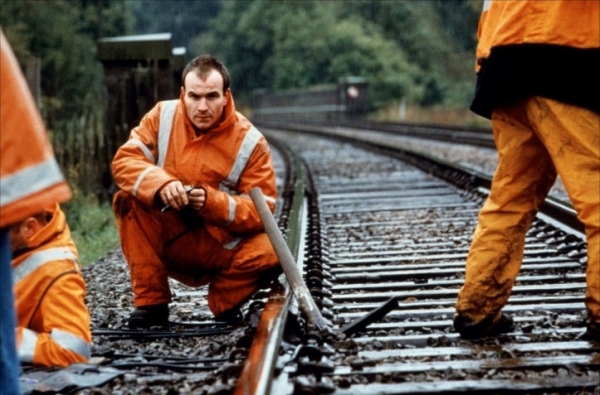 대처 정부 철도 민영화를 다룬 켄 로치 감독의 2001년작 '네비게이터'의 한 장면. 이성철 교수는 이 작품이 켄 로치 영화들 중 가장 슬픈 영화라고 말했다.