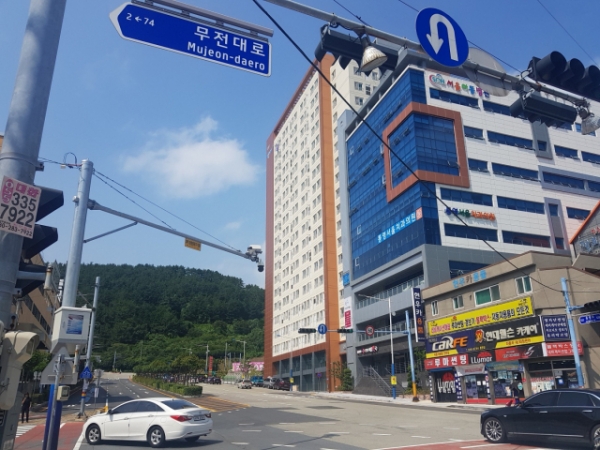 통영 소재 SCH서울아동병원이 경남도 내 3번째 ‘달빛어린이병원’으로 지정되어 8월1일부터 야간·휴일 소아 진료를 시작한다.