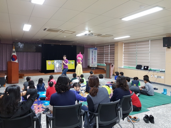 인형극을 통한 성교육은 성폭력에 쉽게 노출 될 수 있는 특수교육 대상자들에게 올바른 성인식을 갖게 하고 성폭력을 예방하기 위해 마련됐다.