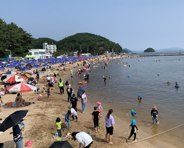 창원시(시장 허성무)는 광암해수욕장이 20일 개장 51일 만에 폐장했다고 밝혔다.