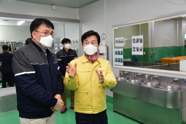 진주시는 코로나19 장기화로 자금난을 겪고 있는 관내 중소기업의 경영안정과 금융부담 완화를 위해 750억 원 규모의 중소기업육성자금을 지원한다고 28일 밝혔다.