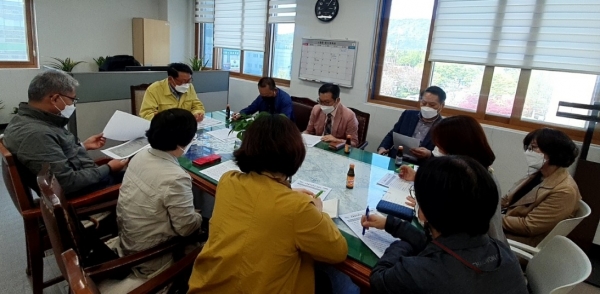 창원시는 인근 부산시 유흥업소에서 코로나19 관련 확진자가 급증함에 따라 유흥시설에 대한 안전관리 강화를 위하여 유흥시설 2079개소에 대한 집중점검을 실시한다고 6일 밝혔다.