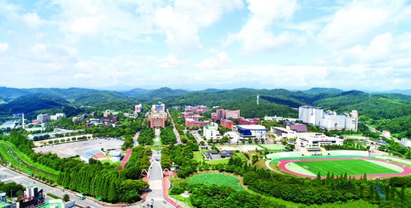 경상국립대학교 가좌캠퍼스 전경