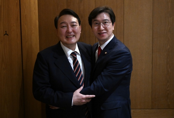 강민국 의원(경남 진주시을)이 지난 11일 제20대 윤석열 대통령 당선인 대통령직인수위원회 기획위원회 상임 기획위원으로 임명됐다.