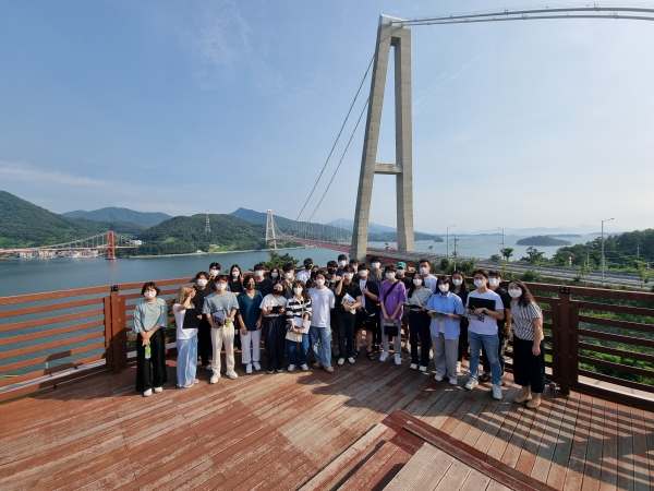 경상국립대학교(GNU·총장 권순기) 대학일자리플러스센터는 지난 6일~27일까지 ‘국토안전관리원과 함께하는 KALIS 직무이해과정’을 운영했다.