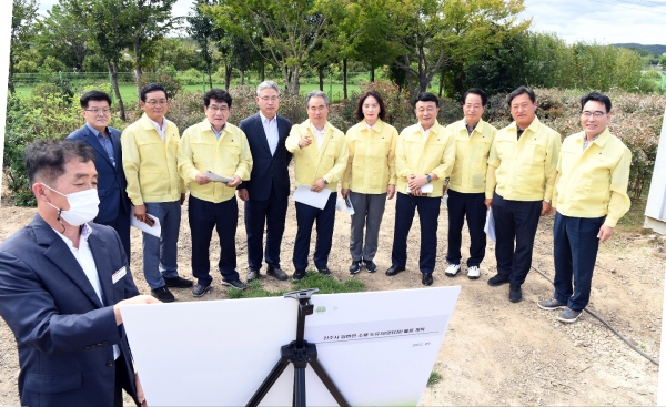 경남도의회 기획행정위원회(위원장 박준)는 19일 제398회 정례회 제1차 기획행정위원회에서 심의할 ‘2022년 제2차 수시분 경상남도 공유재산관리계획안’ 현장을 방문하였다.