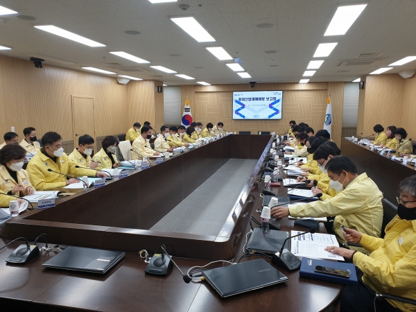 사천시는 27일 박동식 시장 주재로 중대재해를 예방하고 체계적으로 대응하기 위해 ‘중대산업재해예방 추진상황 보고회’를 개최했다.