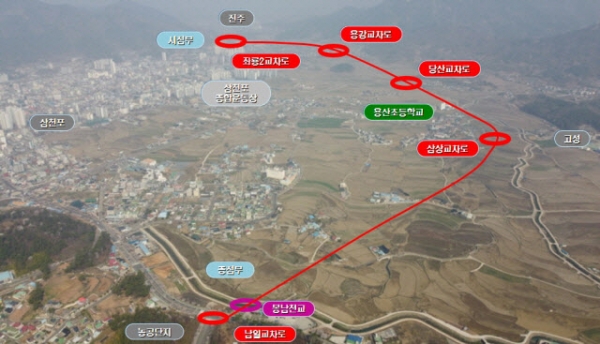 사천시 숙원사업이자 민선 8기 박동식 시장의 공약사업인 ‘화력발전소 우회도로 개설공사’ 사업이 착공식을 갖고 본격적으로 추진된다.