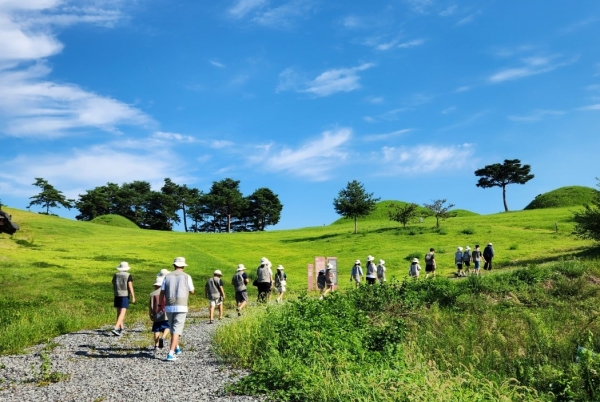 합천군(군수 김윤철)은 4~6일 2박 3일간 여름방학을 맞아 고향인 합천을 떠나 타지에 있는 재외 향우들의 자녀들을 위해 ‘2023년 합천 고향여름캠프’를 진행했다.