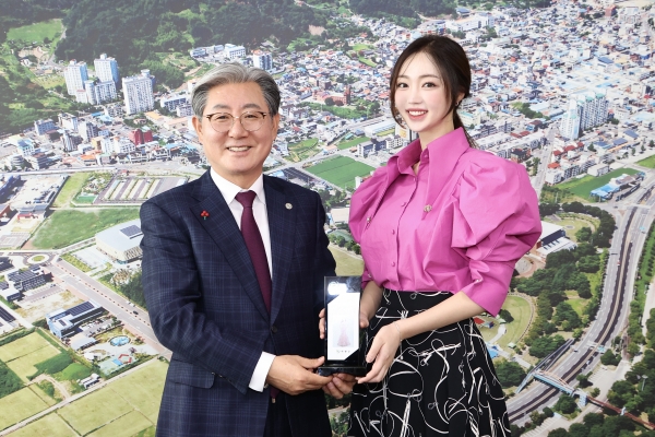 의령군 미스코리아 조수빈 씨가 의령군 홍보대사로 임명했다.