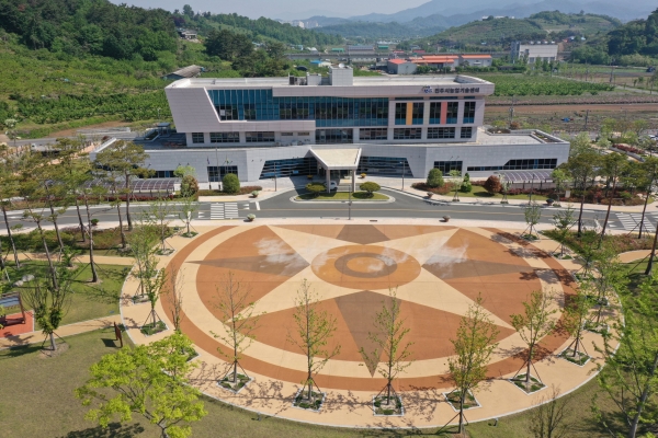 진주시는 19일부터 28일까지 8회에 걸쳐 한국폴리텍대학 진주캠퍼스에서 ‘농업 용접 교육’을 실시한다.