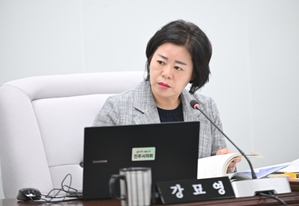 강묘영 진주시의원이 제256회 진주시의회 정례회에서 '진주시 폭염 피해 예방 및 지원에 관한 조례안'을 단독 발의했다.