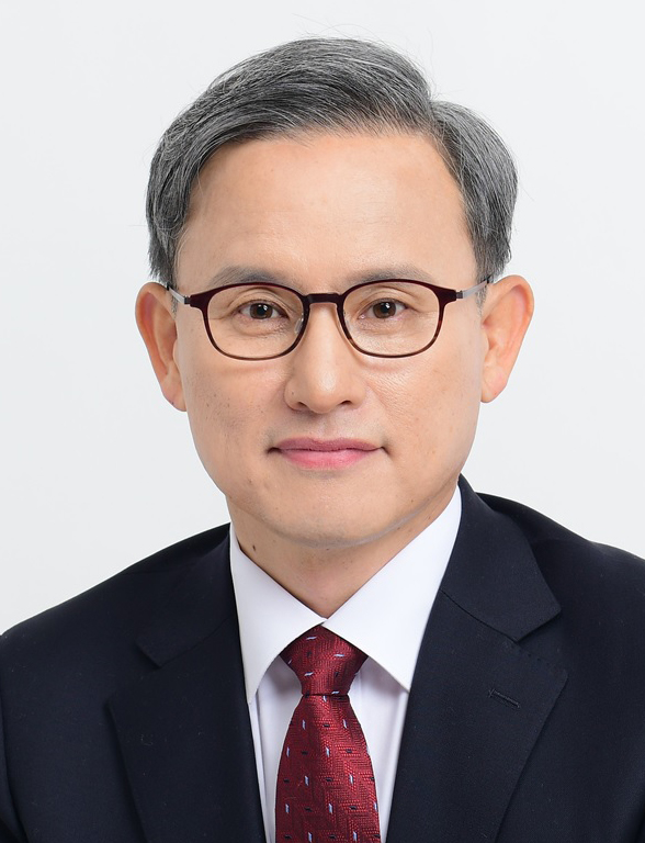 경상국립대학교(GNU) 제12대 총장에 권진회(權珍會·59) 교수가 공식 임명됐다.