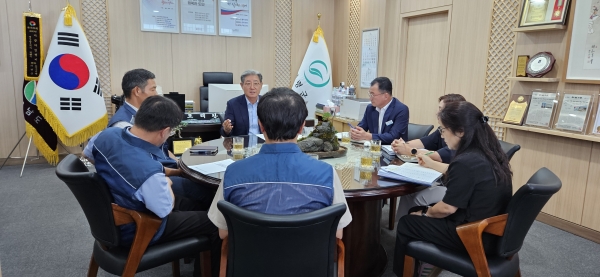 의령군(군수 오태완)은 저연차 공무원의 사기 진작과 복지 여건 개선을 위해 '장기재직휴가' 제도를 신설한다.