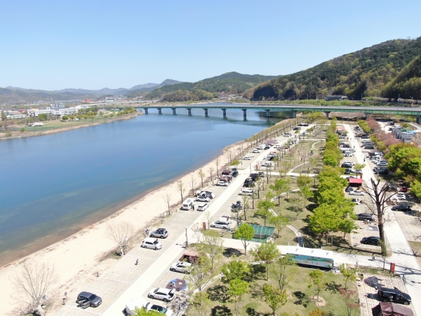 합천군(군수 김윤철)은 합천군시설관리공단이 관리하는 ‘정양레포츠공원 오토캠핑장’이 30일 ‘2024년 공공 우수야영장’에 최종 선정됐다고 1일 밝혔다.