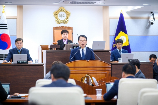 남해군은 2025년 예산안을 전년 대비 219억 원 증액된 총 6231억 원 규모로 편성해 20일 남해군의회에 제출했다.