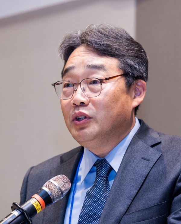 경상국립대학교 개척언론인 동문회 신임 회장에 김종현 경남도민일보 부국장이 선출됐다.