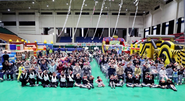 하동군은 지난 7일 하동실내체육관에서 ‘제2회 多多多 하동가족축제’가 열렸다고 9일 밝혔다.