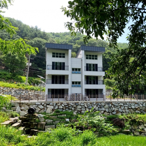 함양군은 동파 방지 및 시설 점검을 위해 관내 자연휴양림 3개소(용추, 산삼, 대봉산)를 12월 15일부터 내년 2월 9일까지 휴장한다고 밝혔다.