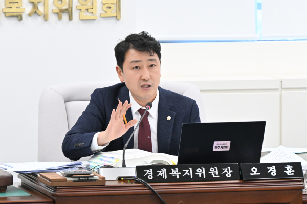 오경훈 진주시의원이 진주시가 달빛어린이병원 유치에 나서야 한다고 주장했다.