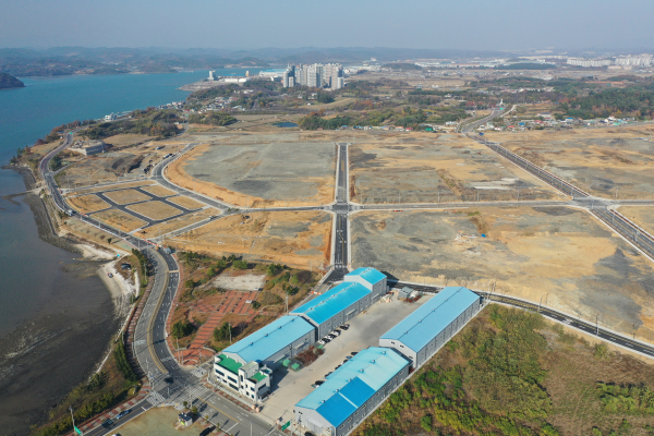 우주항공청은 지난해 12월 17일 개최된 '우주항공청 청사 입지선정 위원회'에서 3곳으로 압축된 후보지 중 '경남항공국가산단 사천지구'를 신청사 건립 부지로 최종 선정했다고 25일 밝혔다.