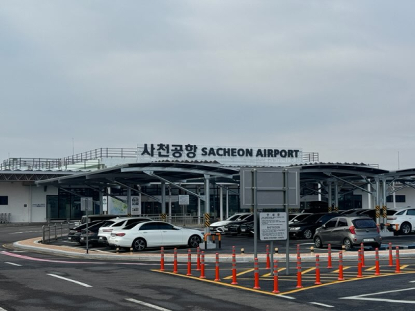 경상남도(도지사 박완수)는 3월 30일부터 대한항공, 사천~제주 노선이 기존 주 3회(수·금·일)에서 주 5회(월·수·금·토·일)로 2회 증편 운항된다고 밝혔다.