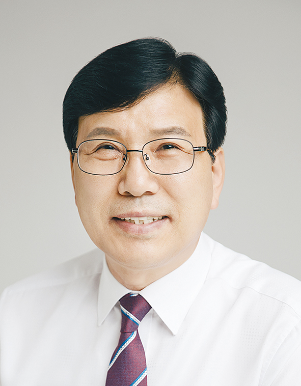 경상남도의회 기획행정위원회 이용식(국민의힘, 양산1) 의원이 대표 발의한 '경상남도의회 공무원 후생복지에 관한 조례 일부개정조례안'이 11일 열린 제421회 임시회 제1차 의회운영위원회 심사를 통과했다.