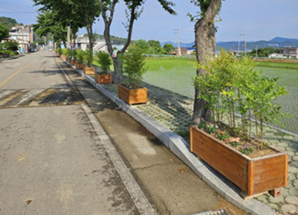 고성군(군수 이상근)은 오는 4월 4일까지 ‘함께 만드는 우리 마을 동고동락(同苦同樂) 2025년 마을가꾸기사업 주민 공모’를 진행한다.