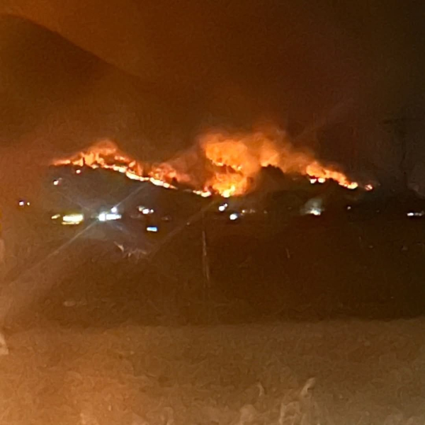 지난 22일 오후 2시 57분경 경남 산청군 시천면에서 발생한 대형산불이 닷새째 계속되는 가운데, 불길이 하동군 옥종면까지 확산하면서 지역사회에 초비상이 걸렸다.