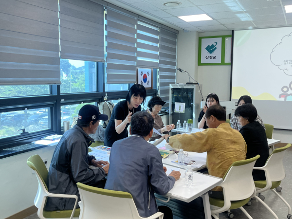 산청군은 지난 29일 농업기술센터에서 ‘2025년 찾아가는 도민예산학교’를 개최했다고 30일 밝혔다.