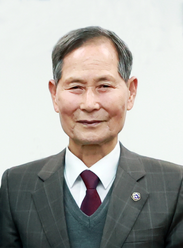 사천시는 ‘제28회 사천시민상’ 수상자로 김정웅(1943년, 신명1호 태양광발전소) 대표를 최종 선정했다.
